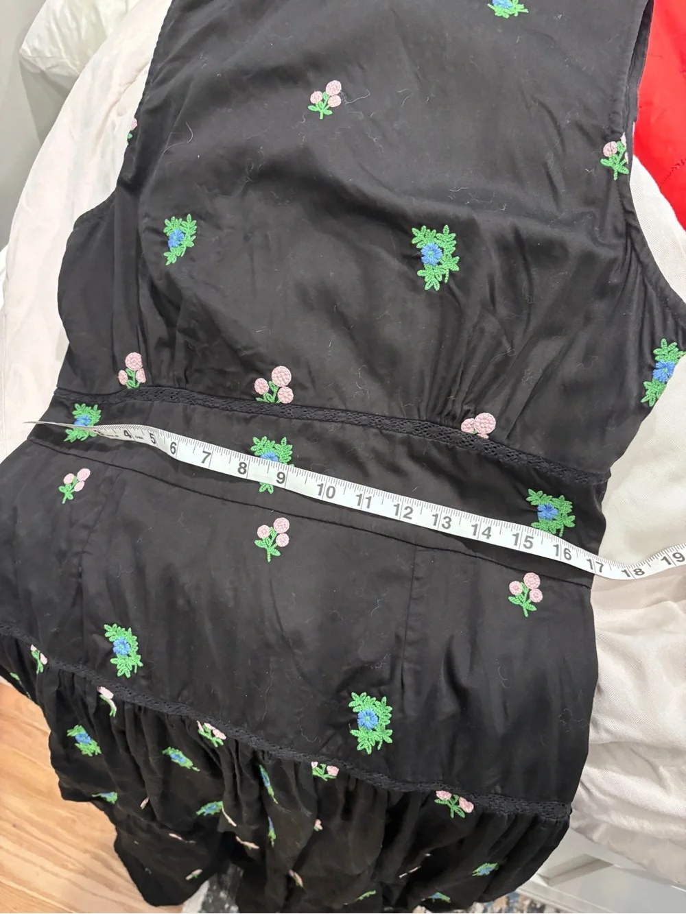 Pinnacle By Shruti Sancheti Ditsy Embroidered Midi Dress size XL EUC